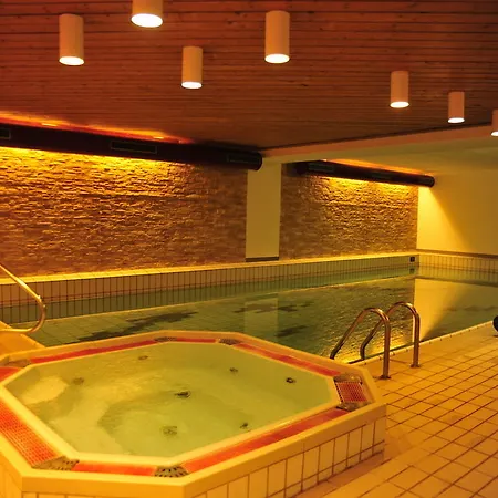 Hotelresort Reutmuhle ノイライヒェナウ